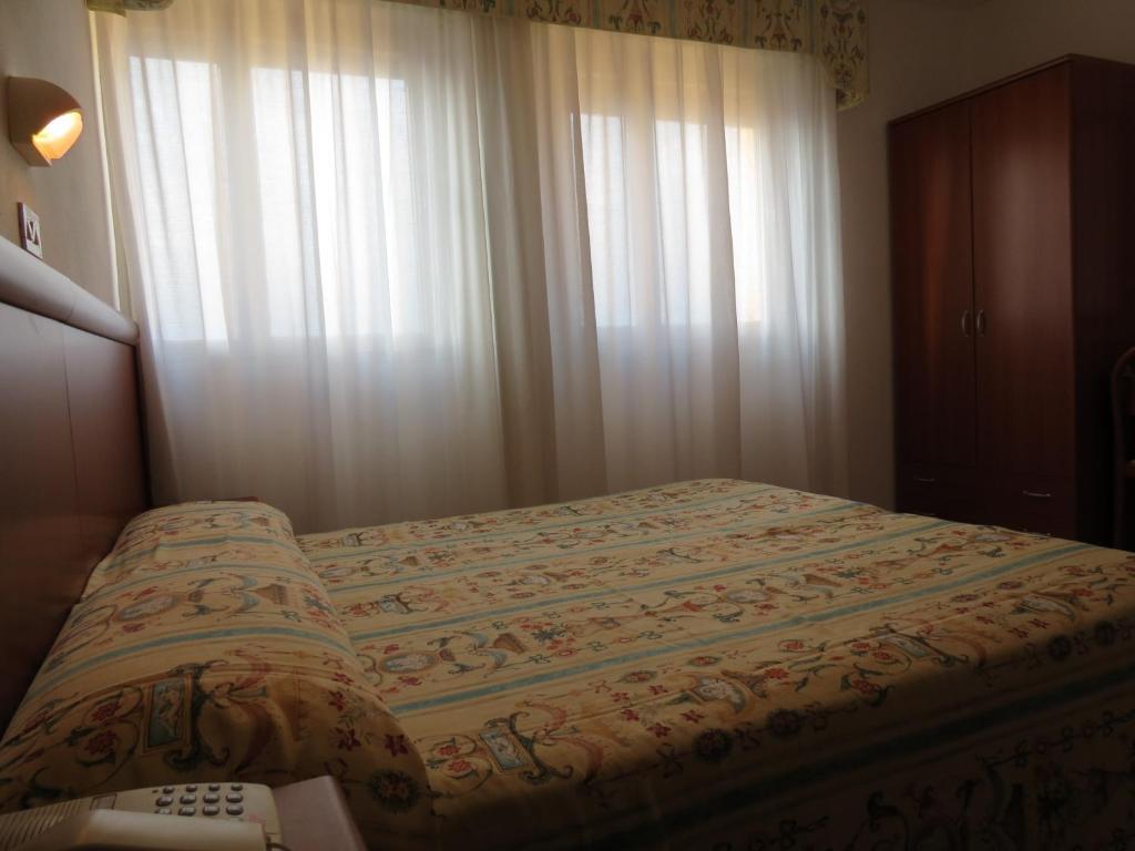 Appartamento Каорле Номер фото