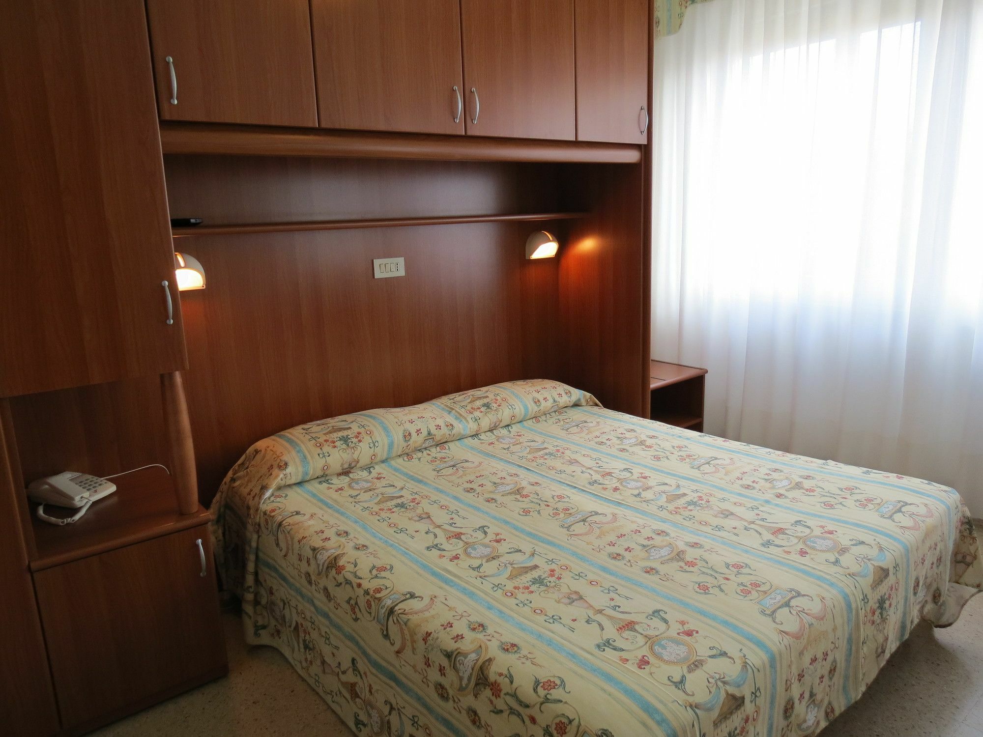 Appartamento Каорле Экстерьер фото